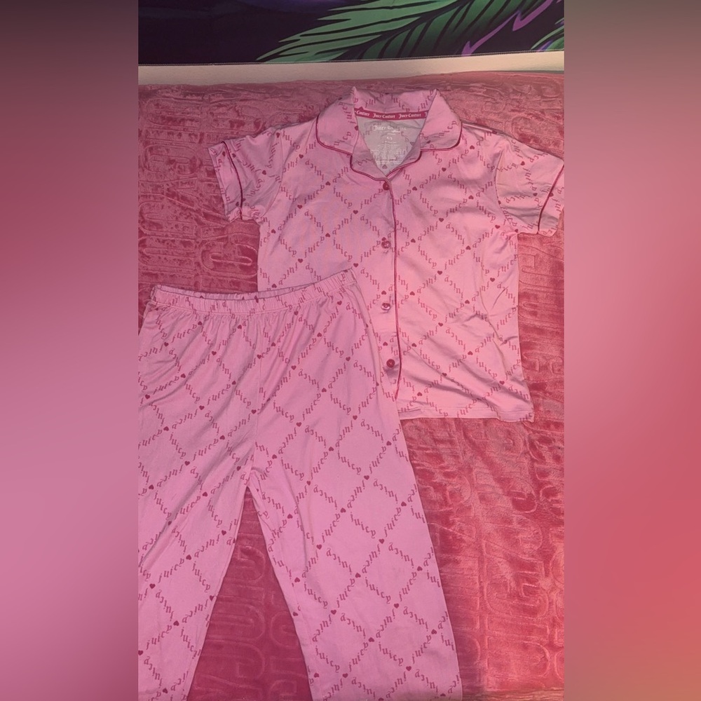 BRAND NEW !🩷JUICY COUTURE !